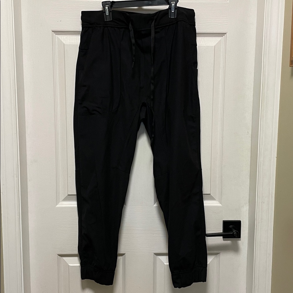 Kolby | Everywhere Tech | Lightweight |Black| Neutral | PullOn | Joggers |Size L - Picture 2 of 15